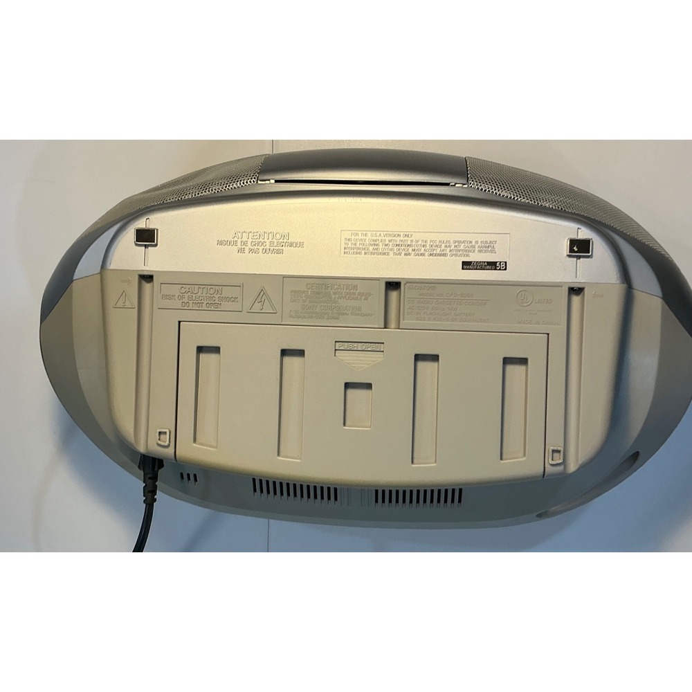 Sony CFD S350 Boombox Portable CD Cassette Radio Silver Mega Bass Tested Works - Picture 6 of 6